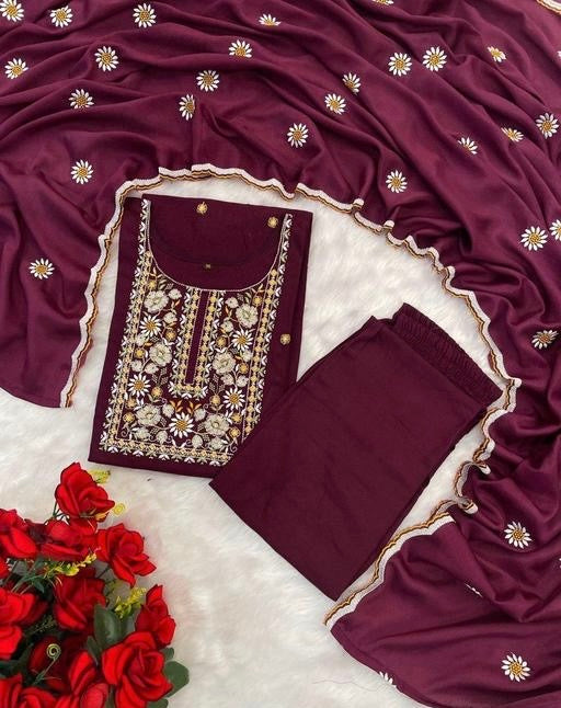 WOMEN EMBROIDERED KURTA SET