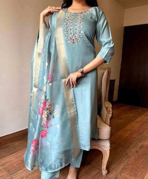 The Regal Embroidered Kurti Set